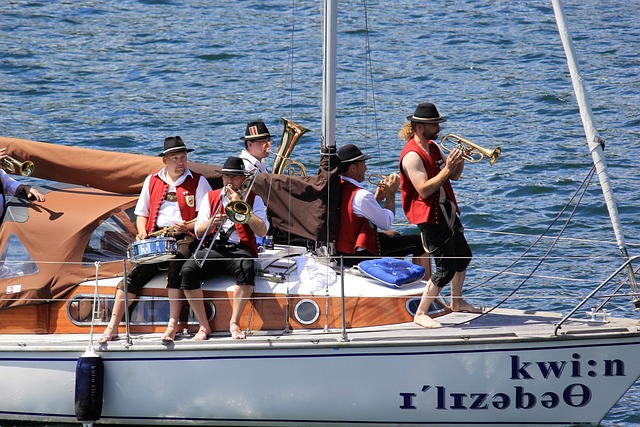 配半身裙 配半身裙